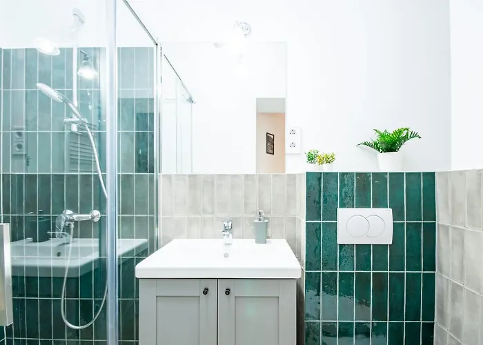 Super - Modern - Sunny *